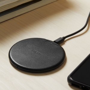 Efm Leather 15w Wireless Charge Pad - Black (efwplul900bla), Wpc Qi Certified, 15 Watt Fast Charge, Compact, Sleek Design, Certified To Aus Standards
