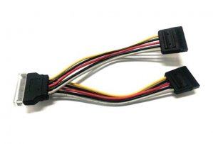 8ware Sata Power Splitter Cable 1 X 15 Pin M - 2 X 15 Pin F 15cm